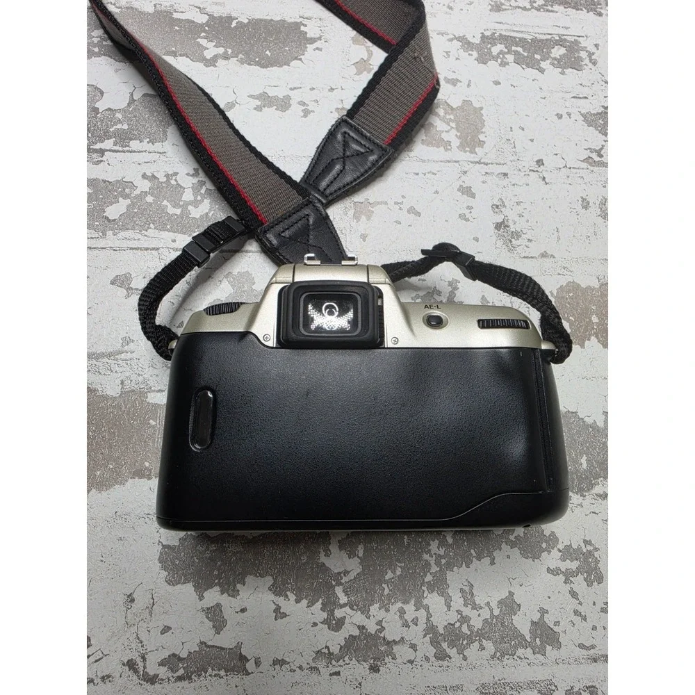 Nikon N60 35mm SLR Film Camera Body Only With Strap